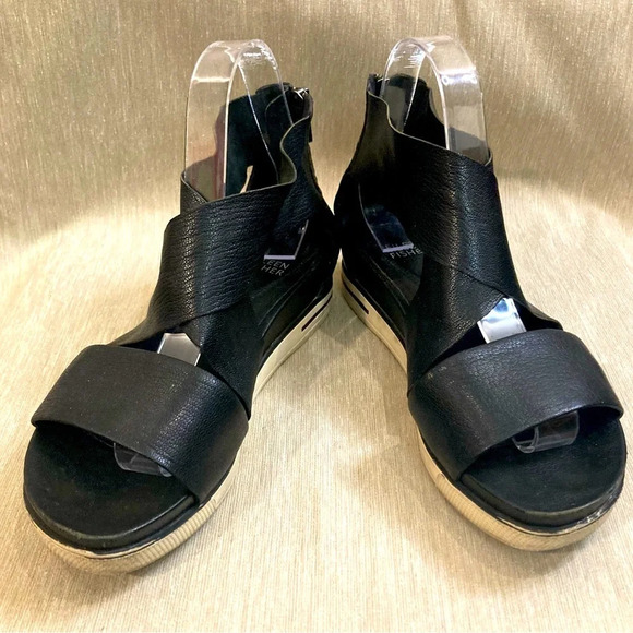 EILEEN  FISHER Sz 8 Tumbled Leather Crisscross Sports Zipper Closure Sandals - Picture 2 of 11